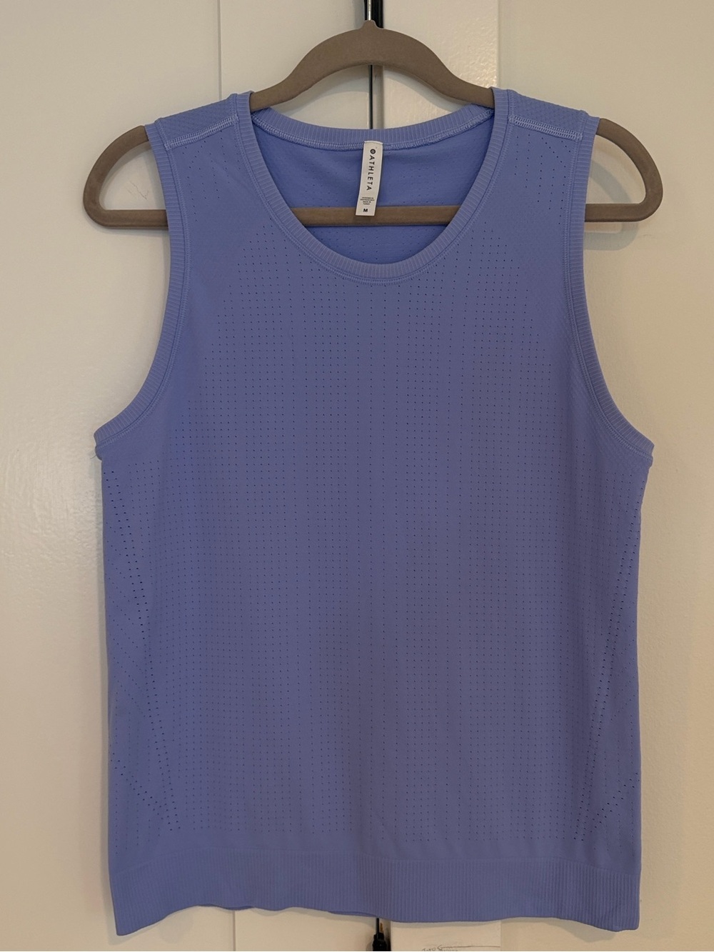 Athleta In Motion Seamless Tank in Blue | Size Medium